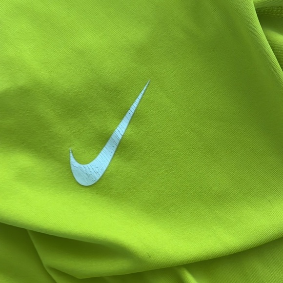 Nike therma fit brigth yellow volt long sleeve top Sz Small women's - Picture 8 of 12